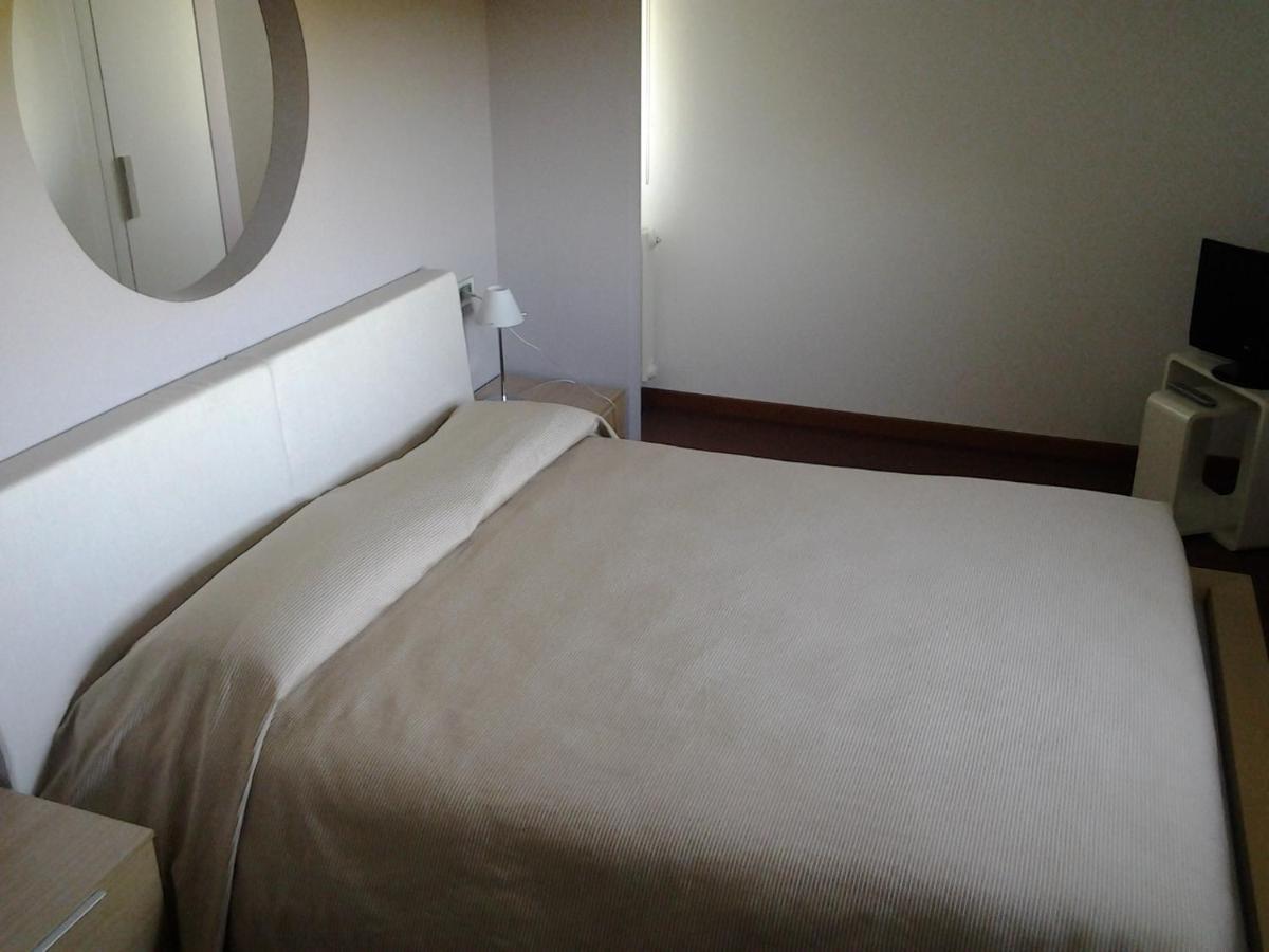 Hotel San Francesco Borgomanero Room photo